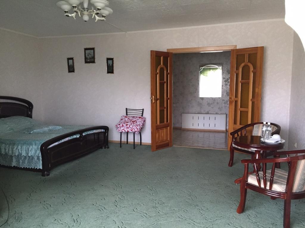 אקטאו Hotel Zelenaya חדר תמונה